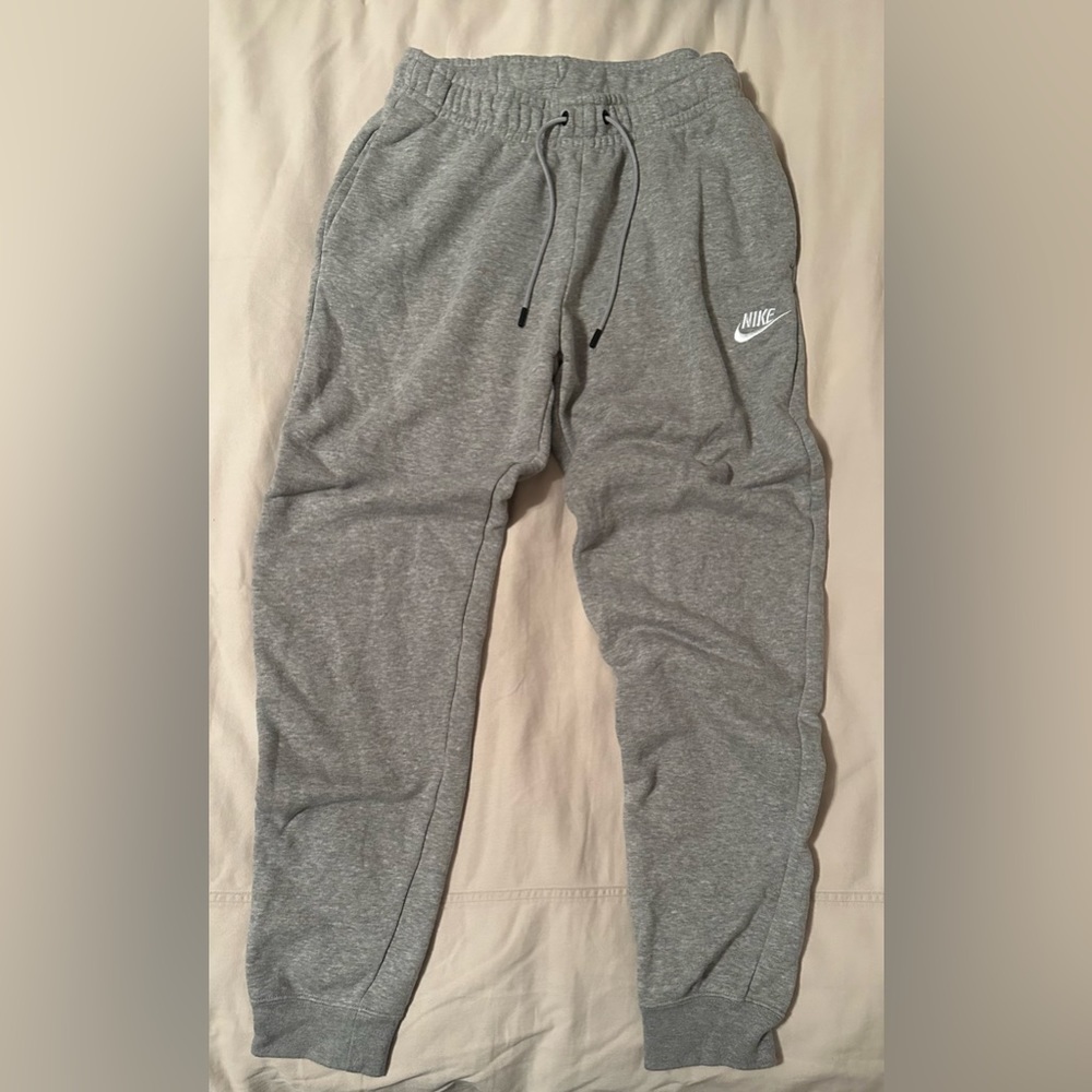 Nike Sportswear Joggers Size S